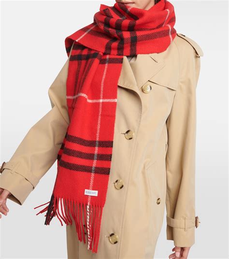 burberry scarf second hand|Burberry trench second hand.